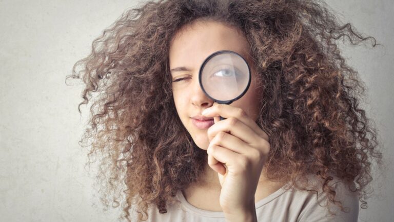 Understanding Hair Porosity: Choosing the Right Oils for Your Hair Type