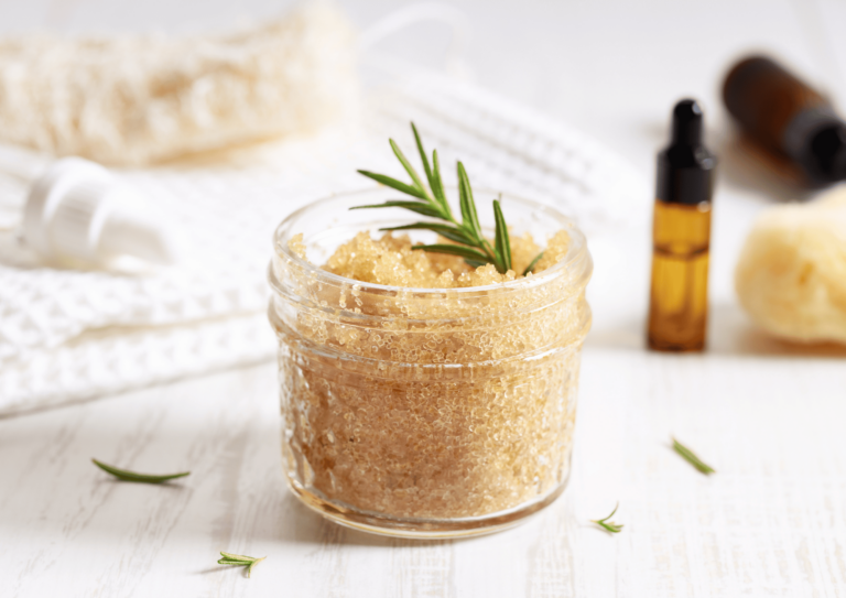 7 Reasons to Exfoliate with a Sugar Scrub (and How to DIY! 🍯✨)