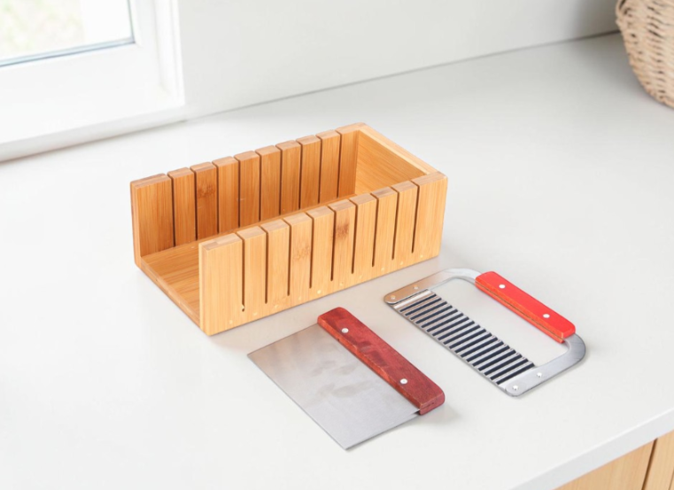 Wooden Soap Cutter Set with Straight & Wave Cutter